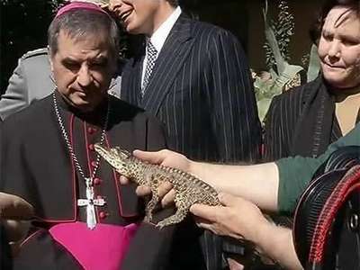 Папа Римский вернул кубинского крокодила на родину